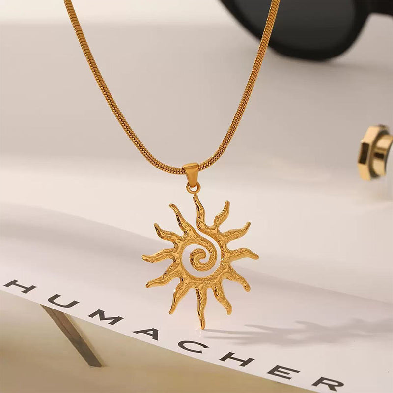 Elegant Stylish Openwork Sun Necklace